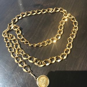 ❌SOLD❌Rare CHANEL Vintage 90’s Gold Double Chainlink Belt wDouble Side Medallion